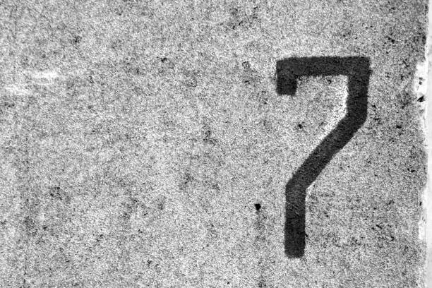 istock Number seven on grungy cement wall 653130268