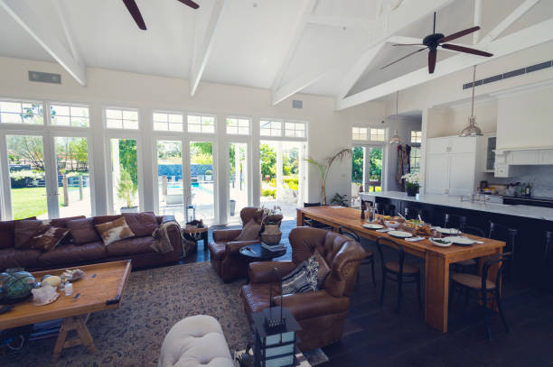 istock Large family home with a meal on the dining table. 653232224
