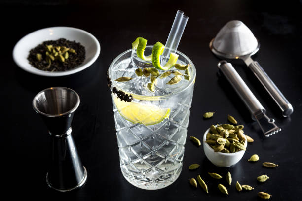 istock Gin tonic based fancy glass drinks cocktails 653257502