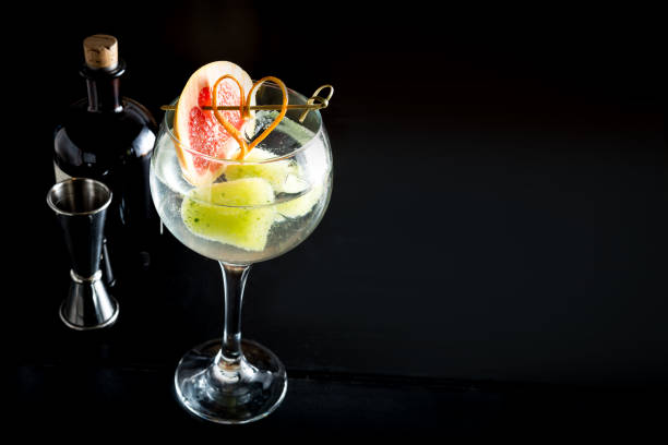 istock Gin tonic based fancy glass drinks cocktails 653257926