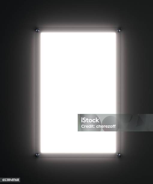 Maqueta Cartel Blanco En Blanco En El Sostenedor De Cristal Iluminada Foto de stock y más banco de imágenes de Panel de luz