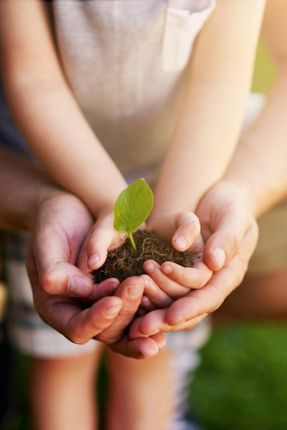 troska o świat - environment child earth green zdjęcia i obrazy z banku zdjęć