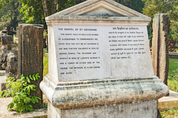 istock Tourist stone sign in Old Goa, India 653878428