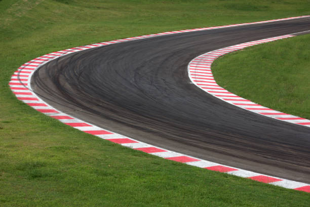 istock Race track curve road 653879420