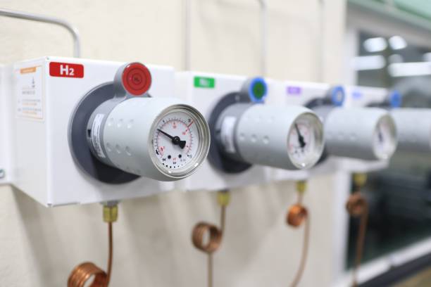 istock Gas regulators supplied to laboratory analytical equipment 653886688