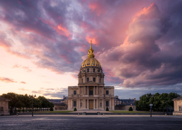 istock Les Invalides, Paris, France 653899618