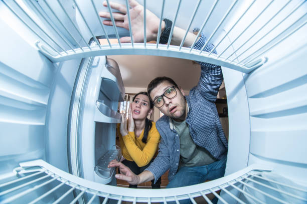 istock No money no food 653902996