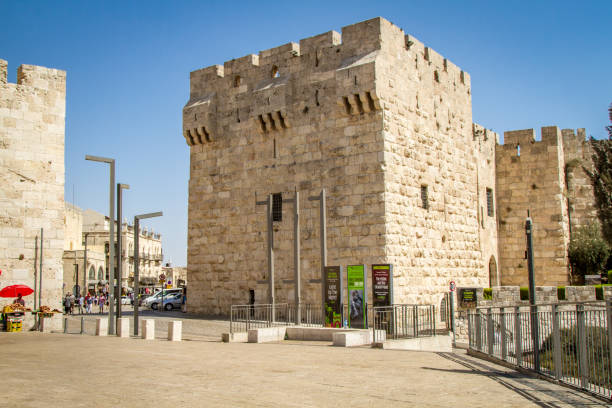 entrada para a cidade velha de jerusalém, a cidadela de jerusalém, israel - jerusalem judaism david tower - fotografias e filmes do acervo