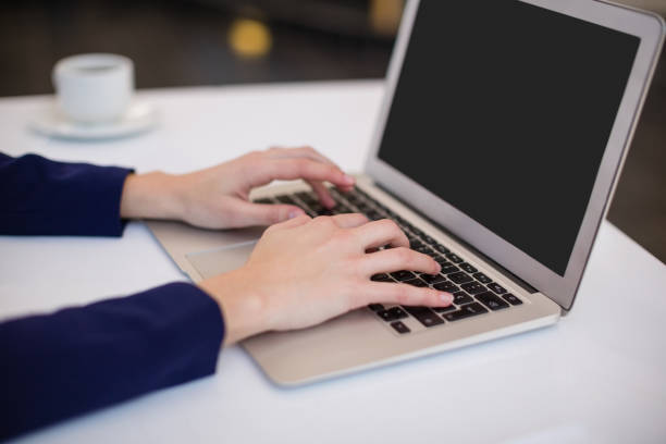 istock Businesswoman using laptop 653974374
