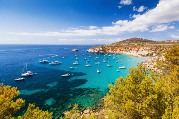 cala d hort en islas baleares - isla de ibiza fotografías e imágenes de stock