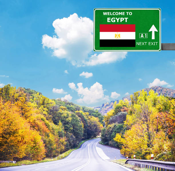 egypt road sign against clear blue sky - tourism outdoors egypt africa imagens e fotografias de stock