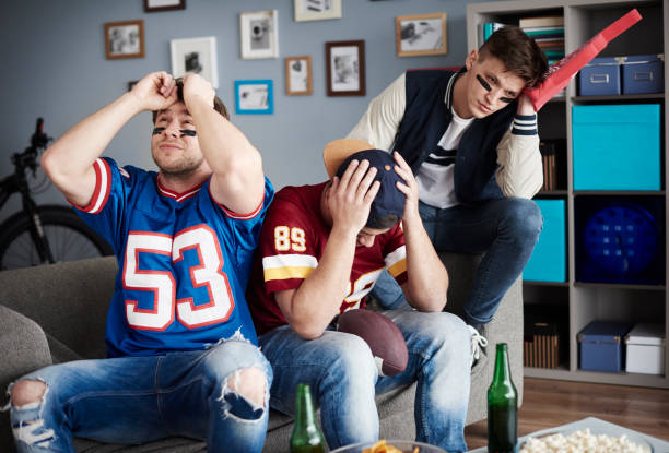 istock Scene of disbelief three men 654123658
