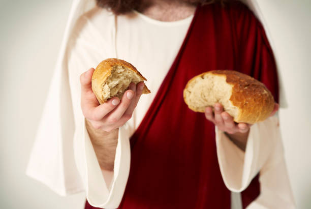 solo gesù può fare i più grandi miracoli - polish bread foto e immagini stock