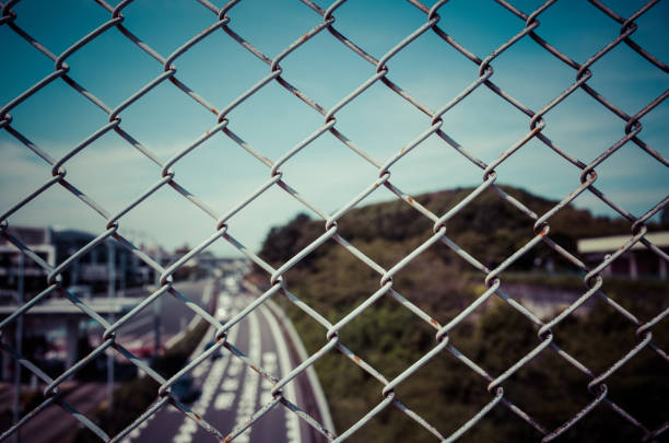 Fence to secure property