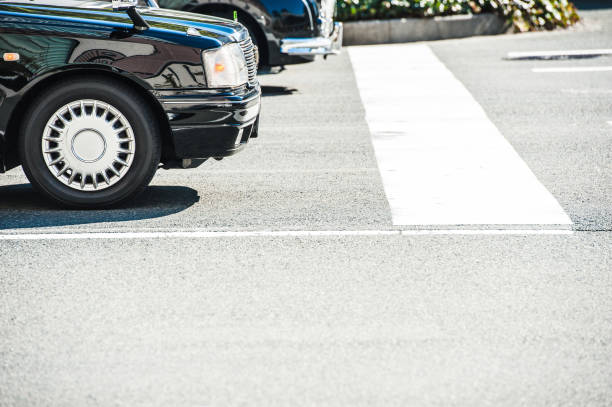 istock Asphalt roads and vehicles 654193564