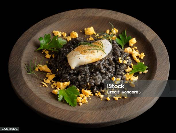 Schwarzer Reis Mit Tintenfisch Gekocht Und Gebraten Calamar Stockfoto und mehr Bilder von Risotto