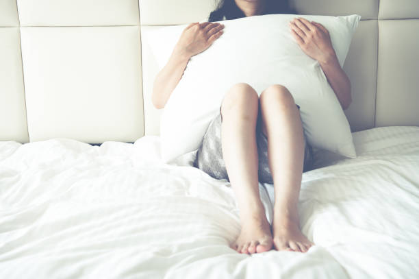 istock Japanese women to relax in bed 654328462