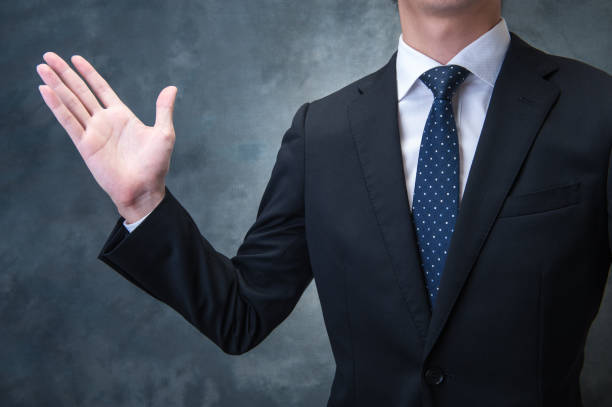 istock Japanese businessman 654332560