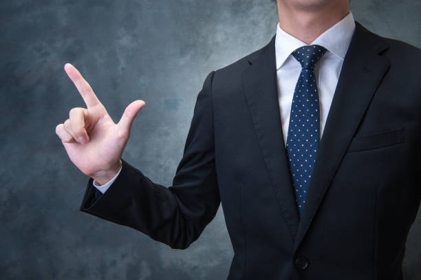 istock Japanese businessman 654332566