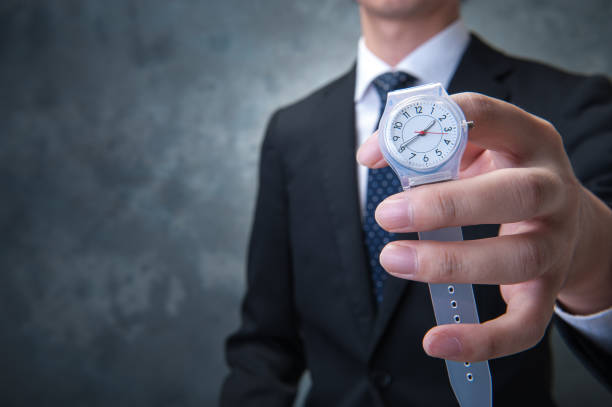 istock Watch Japanese businessman 654334718