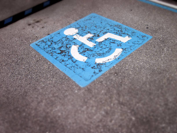 istock handicap icon on the road 654349468