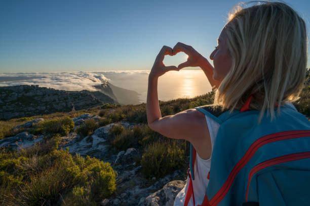 istock Young woman loving hiking Table Mountain 654367236