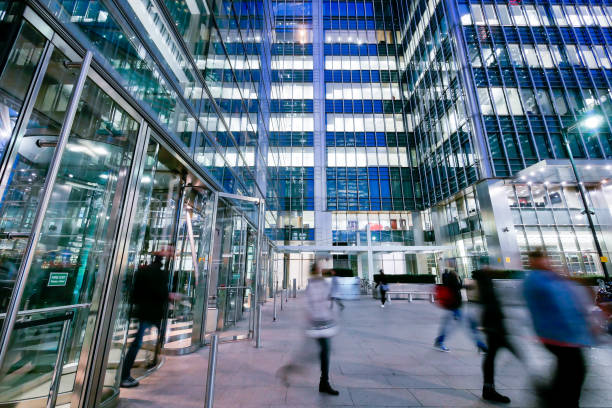 istock London office building skyscraper, working & meeting 654423604