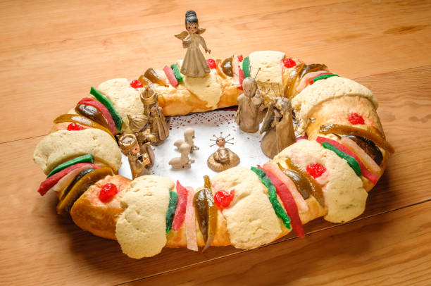 istock Epiphany cake, kings cake, or rosca de reyes 654494300