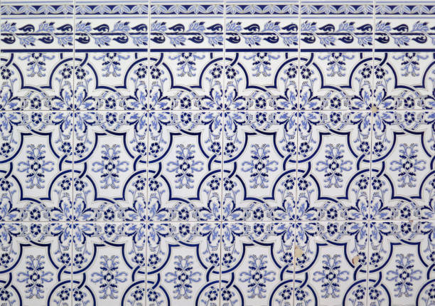 istock Wall tiled with blue floral ceramic tiles 654585200