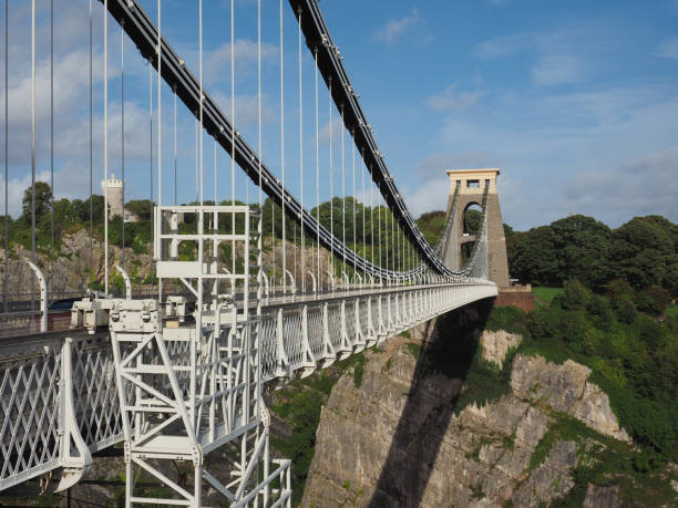 istock Clifton Suspension Bridge in Bristol 654655704
