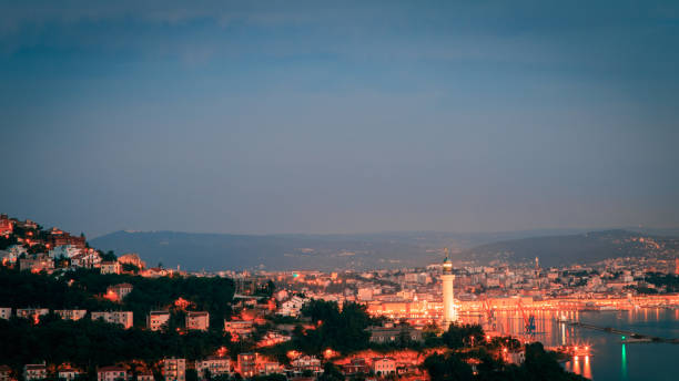 istock evening in the gulf of Trieste 654722494