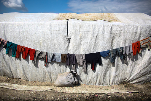 laundreys, refugee camp, syria