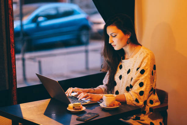istock Young woman working in the Belgrade cafe 654842240