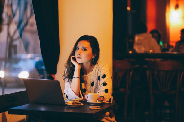 istock Young woman working in the Belgrade cafe 654842416