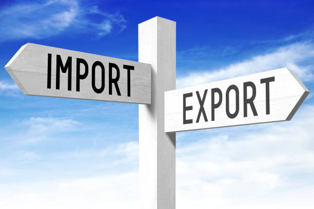 istock Import, export - wooden signpost 654957696