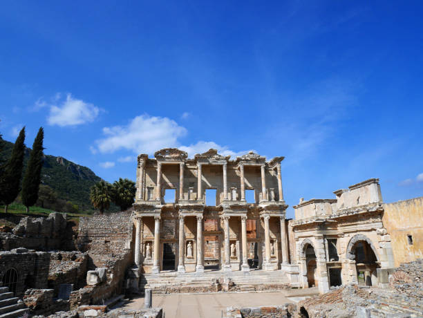 istock Ruins of the ancient Celsus Library in Ephesus, Turkey 655106150