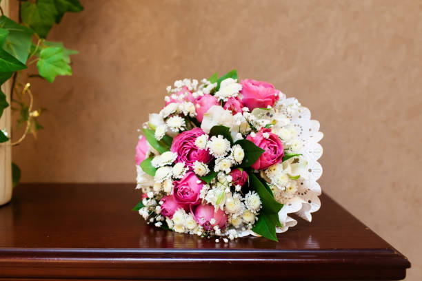 istock Beautiful bouquet of flowers 655127664