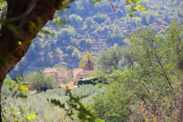 istock Hidden village in the mountains - Costa Blanca - Spain 655211076