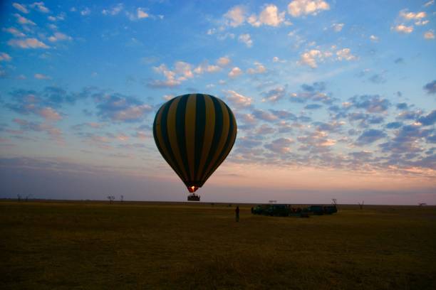 istock Balloon safari Africa 655335816
