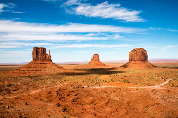 istock Monument Valley, United States 655415302