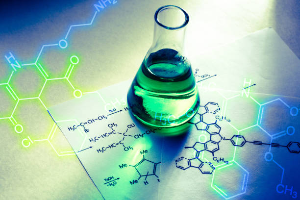 tubo de químico con una fórmula de reacción - química fotografías e imágenes de stock