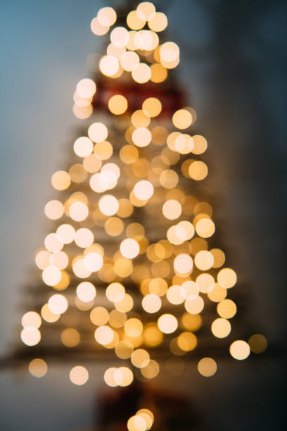 istock Christmas tree out of focus. 655465120