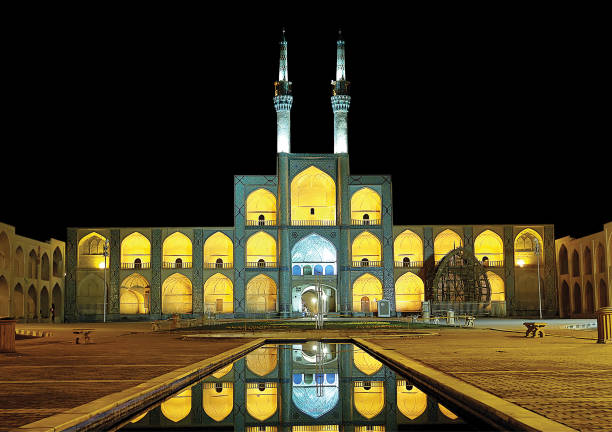 istock Amir Chakhmagh Complex in Yazd, Iran 655500524
