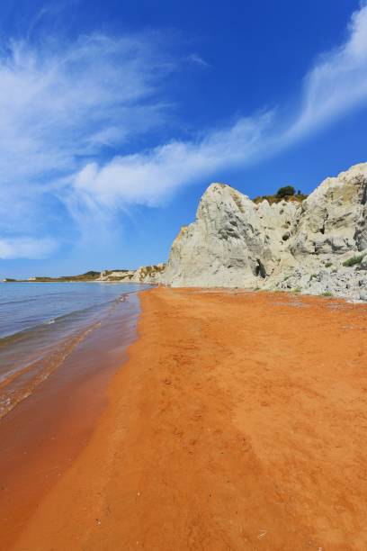 spiaggia di xi - greece crete beach island foto e immagini stock