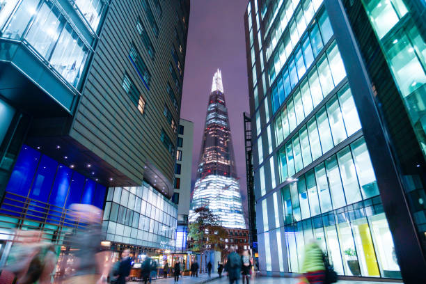 istock London office building skyscraper, working & meeting 655616594