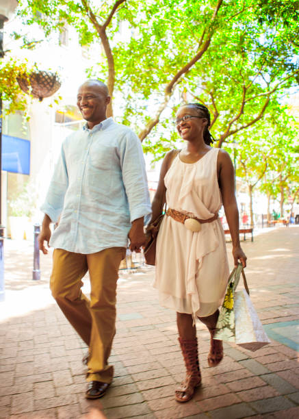 istock Happy Couple Shopping 655810042