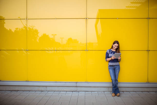 istock Young lady shopping online 655815238