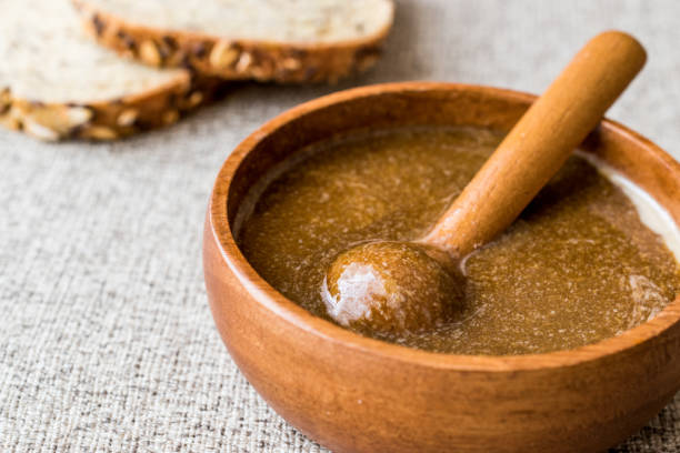 Turkish Tahin Pekmez / Tahini and Molasses.