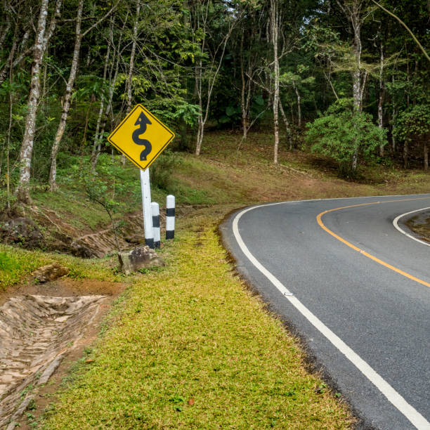 istock Yellow curve road sign 656042812