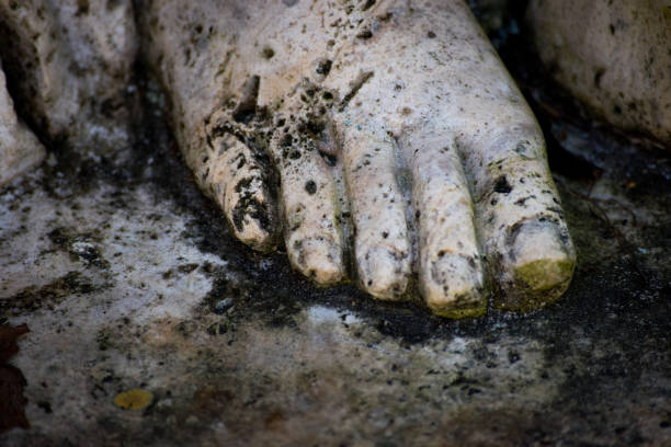 istock Foot of a statue 656057168